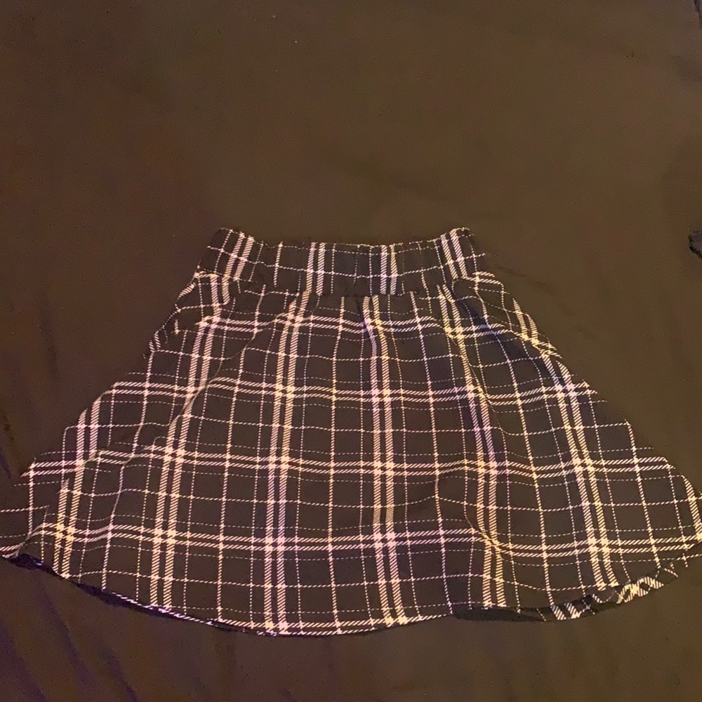 SHEIN black and white plaid skirt